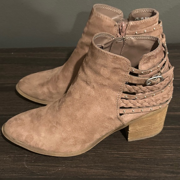 Carlos - Ashby Rose Gold Bootie - Picture 2 of 7